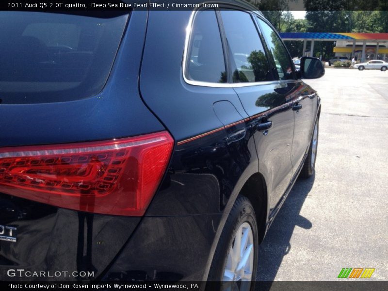 Deep Sea Blue Pearl Effect / Cinnamon Brown 2011 Audi Q5 2.0T quattro