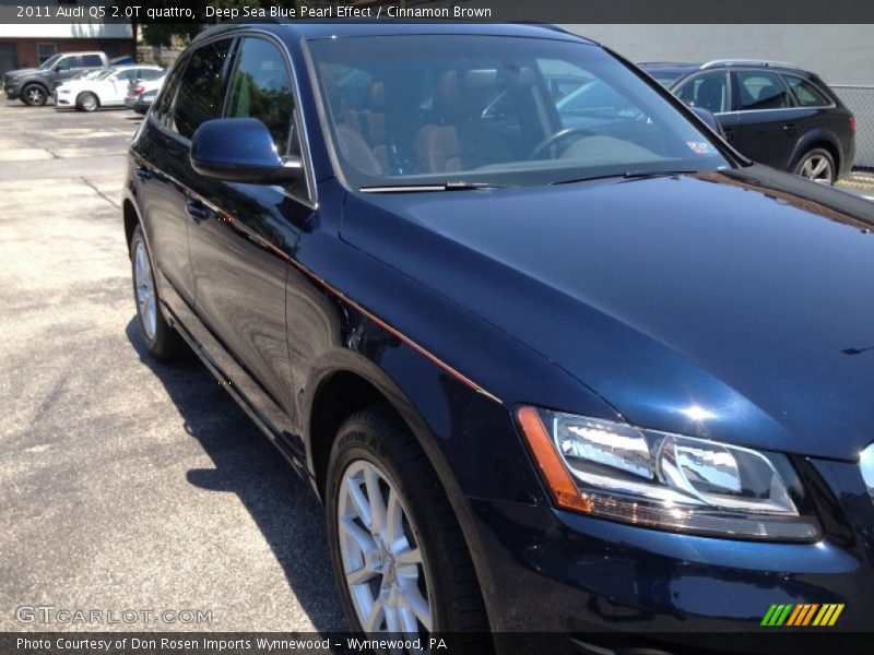 Deep Sea Blue Pearl Effect / Cinnamon Brown 2011 Audi Q5 2.0T quattro