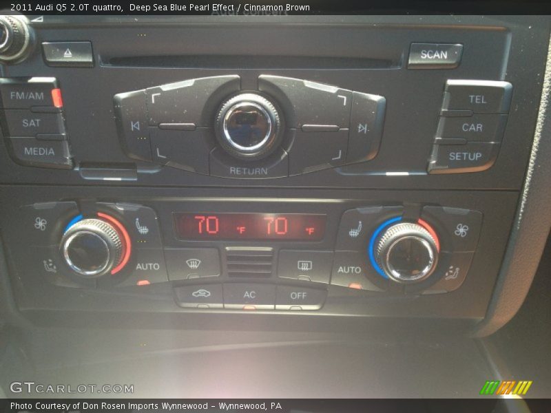 Deep Sea Blue Pearl Effect / Cinnamon Brown 2011 Audi Q5 2.0T quattro