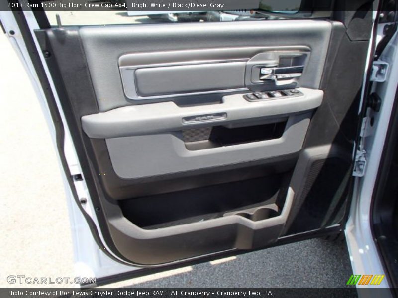 Bright White / Black/Diesel Gray 2013 Ram 1500 Big Horn Crew Cab 4x4