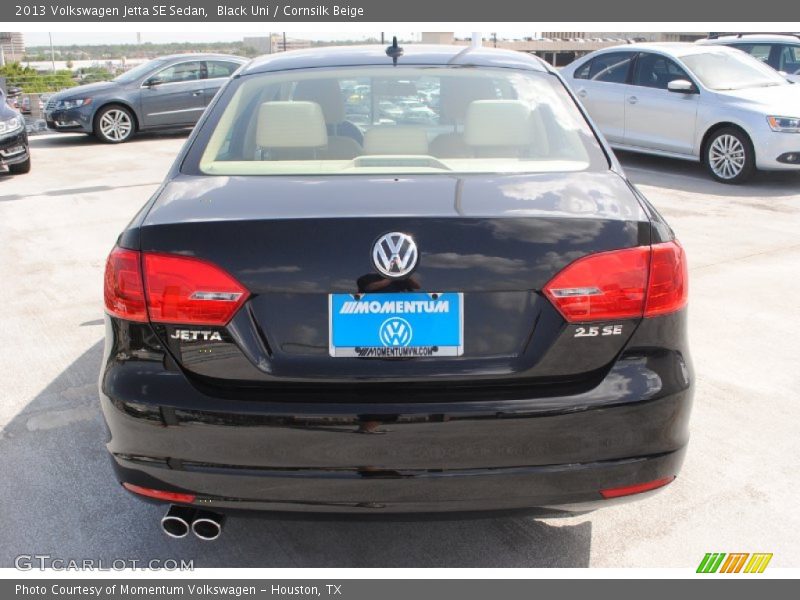 Black Uni / Cornsilk Beige 2013 Volkswagen Jetta SE Sedan