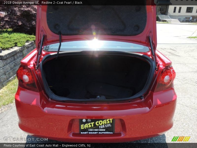 Redline 2-Coat Pearl / Black 2013 Dodge Avenger SE