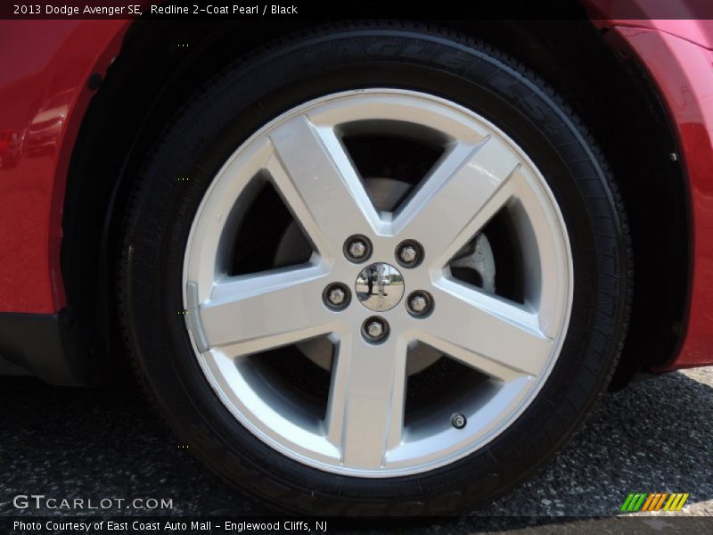 Redline 2-Coat Pearl / Black 2013 Dodge Avenger SE