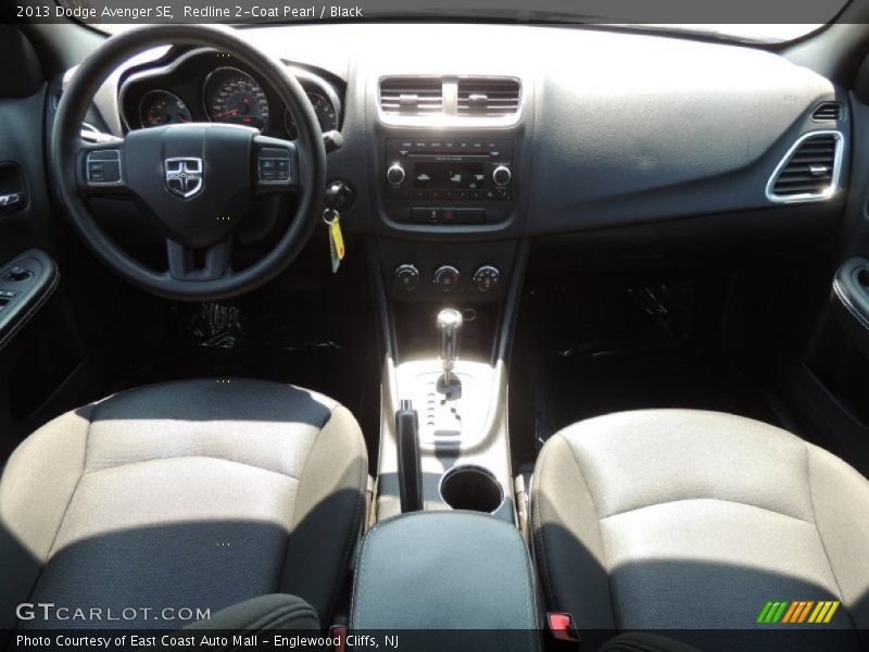 Redline 2-Coat Pearl / Black 2013 Dodge Avenger SE