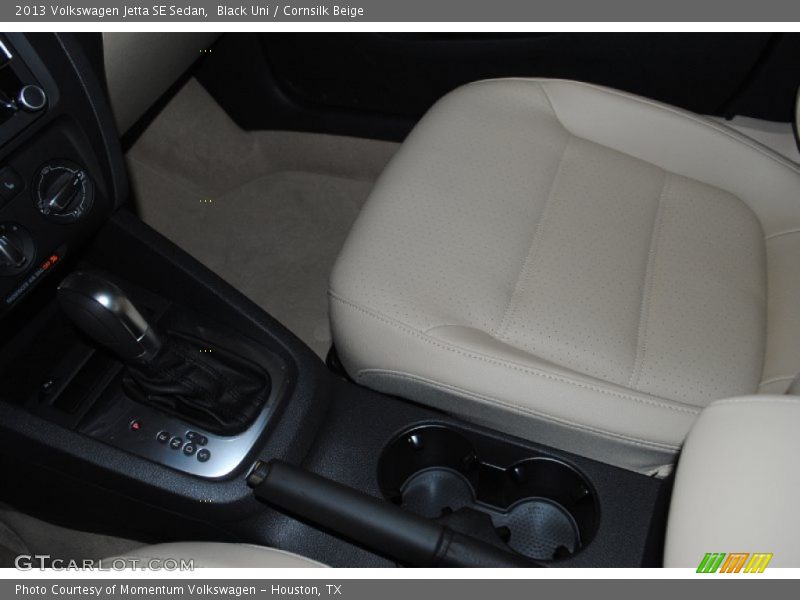 Black Uni / Cornsilk Beige 2013 Volkswagen Jetta SE Sedan