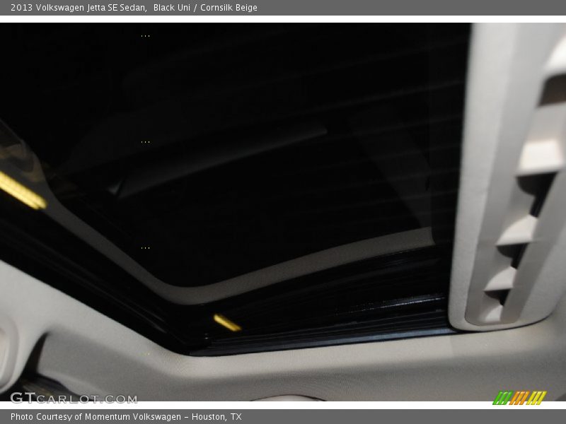 Black Uni / Cornsilk Beige 2013 Volkswagen Jetta SE Sedan