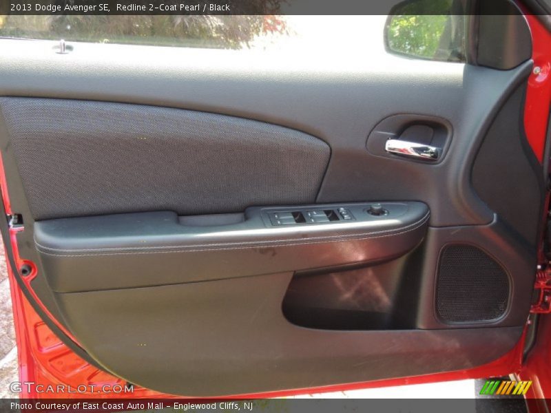 Redline 2-Coat Pearl / Black 2013 Dodge Avenger SE