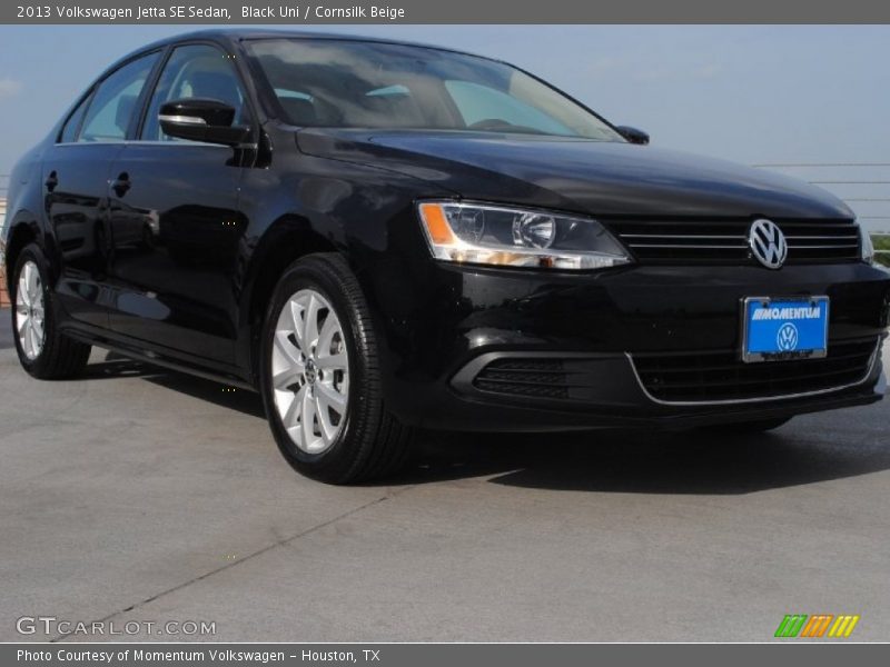 Black Uni / Cornsilk Beige 2013 Volkswagen Jetta SE Sedan