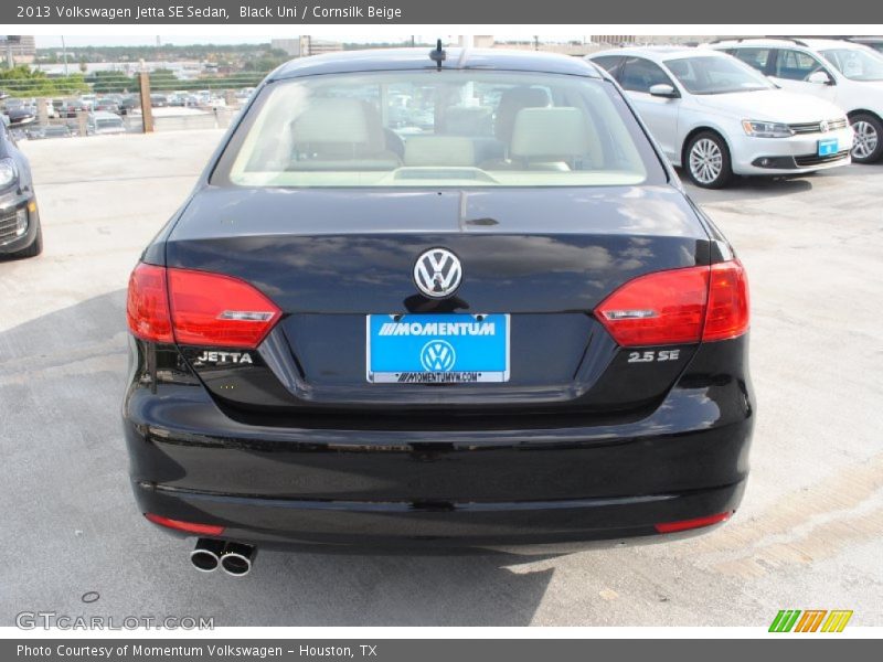 Black Uni / Cornsilk Beige 2013 Volkswagen Jetta SE Sedan