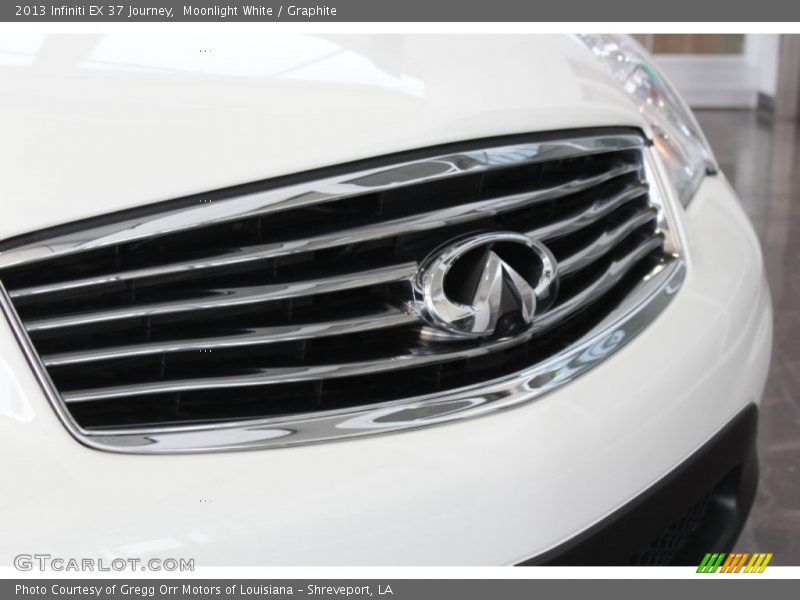 Moonlight White / Graphite 2013 Infiniti EX 37 Journey