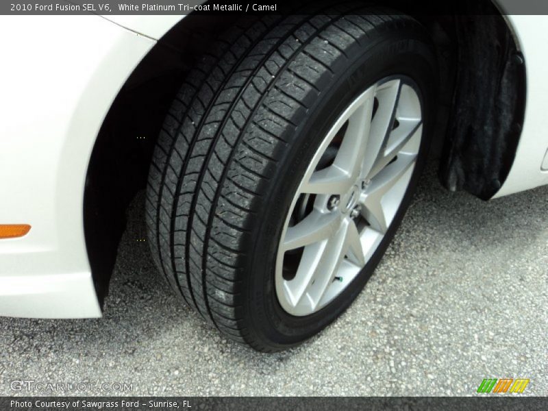 White Platinum Tri-coat Metallic / Camel 2010 Ford Fusion SEL V6