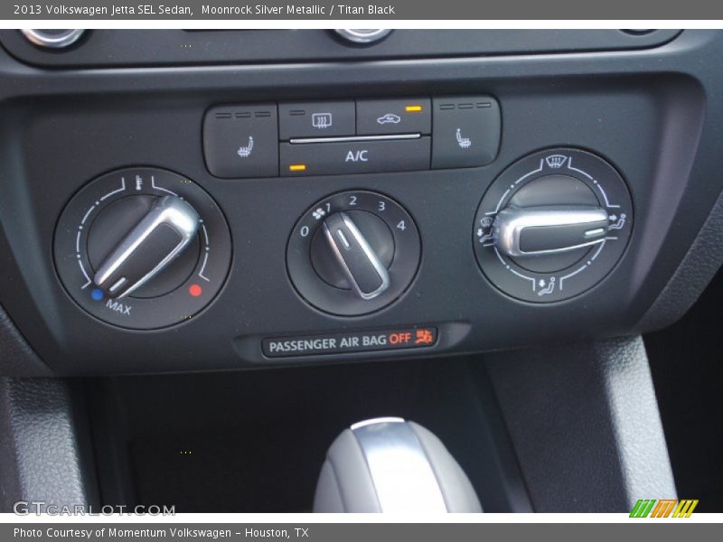 Moonrock Silver Metallic / Titan Black 2013 Volkswagen Jetta SEL Sedan