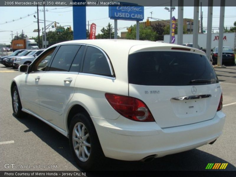 Alabaster White / Macadamia 2006 Mercedes-Benz R 350 4Matic