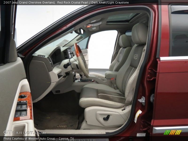 Front Seat of 2007 Grand Cherokee Overland