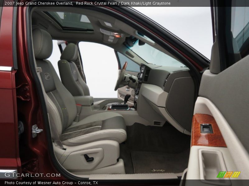 Front Seat of 2007 Grand Cherokee Overland