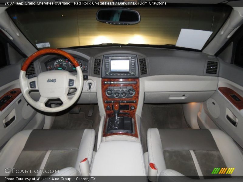 Dashboard of 2007 Grand Cherokee Overland