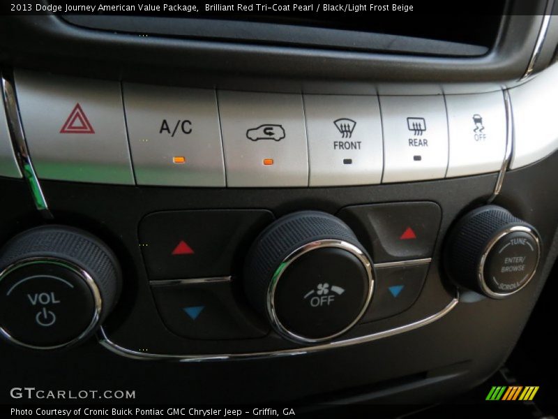 Brilliant Red Tri-Coat Pearl / Black/Light Frost Beige 2013 Dodge Journey American Value Package