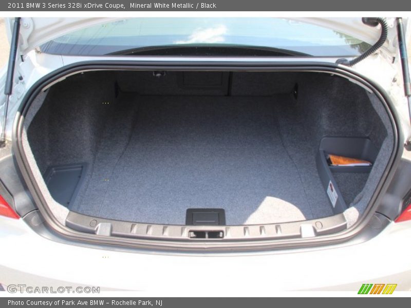  2011 3 Series 328i xDrive Coupe Trunk