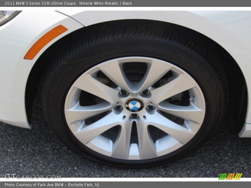 Mineral White Metallic / Black 2011 BMW 3 Series 328i xDrive Coupe