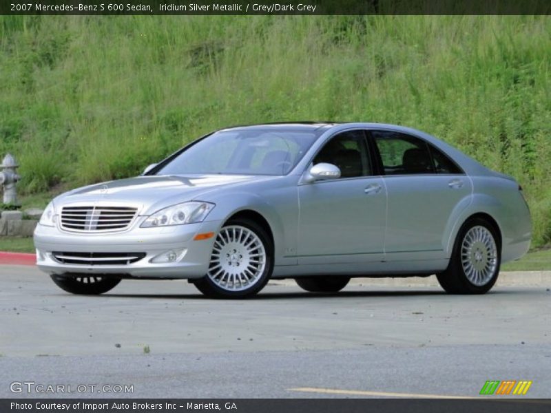 Front 3/4 View of 2007 S 600 Sedan