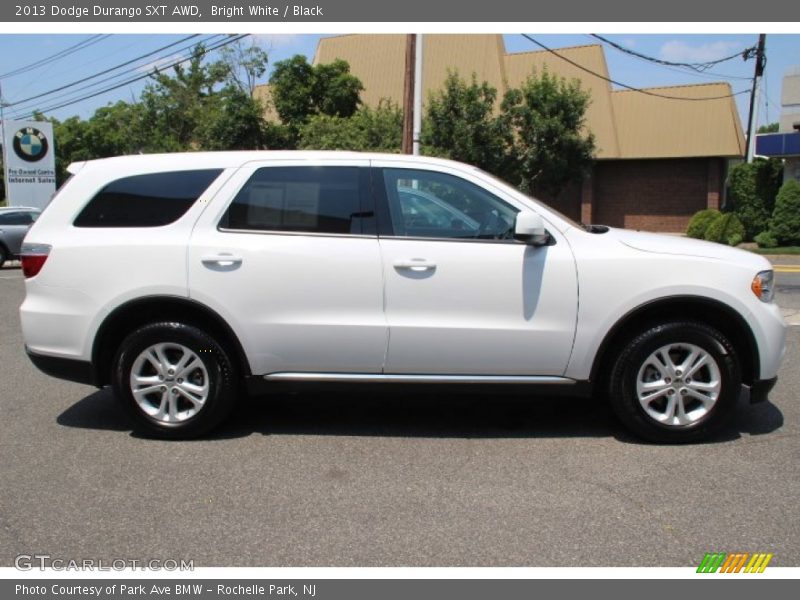 Bright White / Black 2013 Dodge Durango SXT AWD