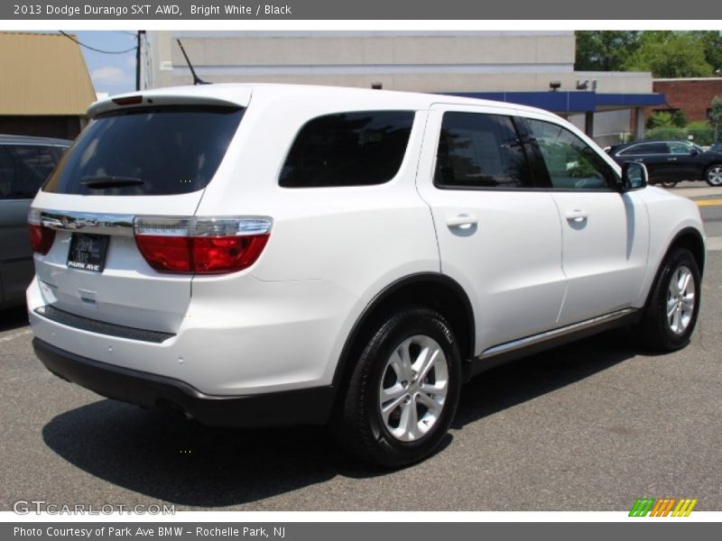 Bright White / Black 2013 Dodge Durango SXT AWD