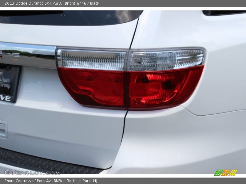 Bright White / Black 2013 Dodge Durango SXT AWD