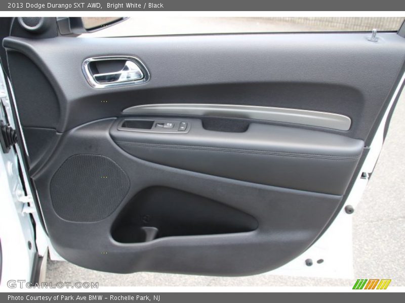 Bright White / Black 2013 Dodge Durango SXT AWD