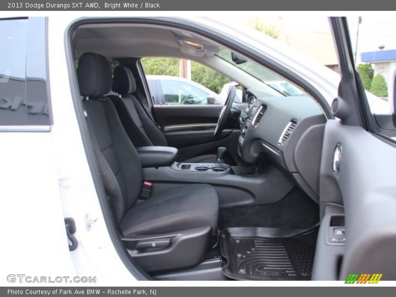 Bright White / Black 2013 Dodge Durango SXT AWD