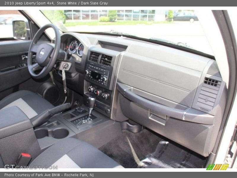 Stone White / Dark Slate Gray 2010 Jeep Liberty Sport 4x4