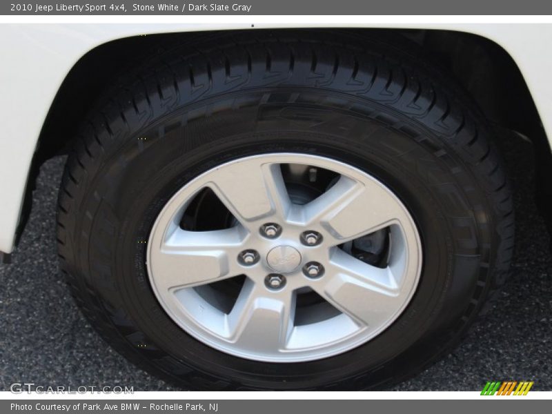 Stone White / Dark Slate Gray 2010 Jeep Liberty Sport 4x4