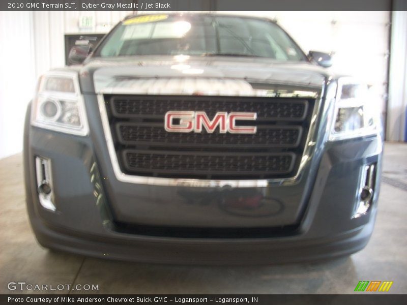 Cyber Gray Metallic / Jet Black 2010 GMC Terrain SLT