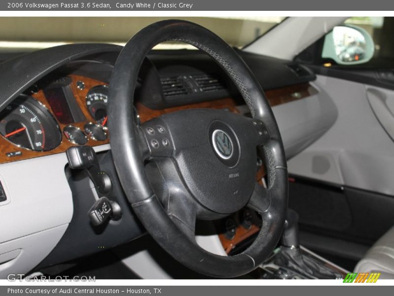 Candy White / Classic Grey 2006 Volkswagen Passat 3.6 Sedan