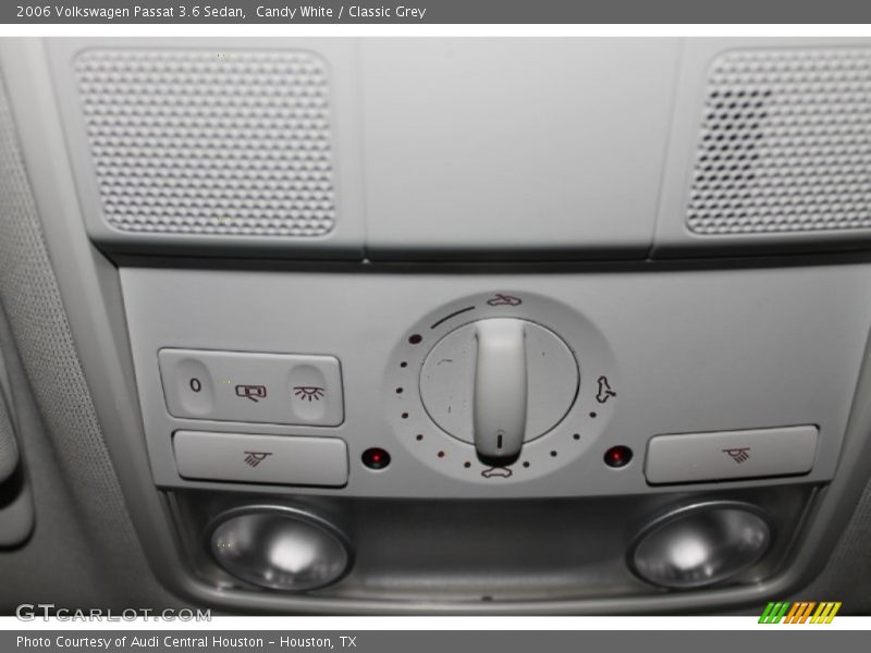 Candy White / Classic Grey 2006 Volkswagen Passat 3.6 Sedan