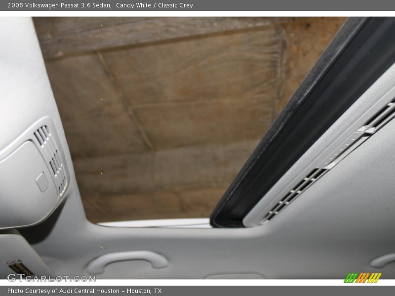 Candy White / Classic Grey 2006 Volkswagen Passat 3.6 Sedan