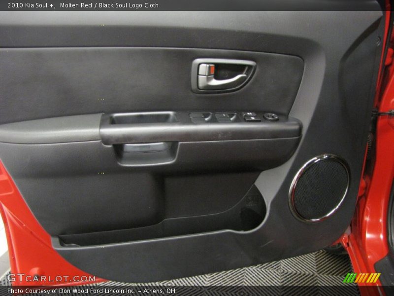 Molten Red / Black Soul Logo Cloth 2010 Kia Soul +