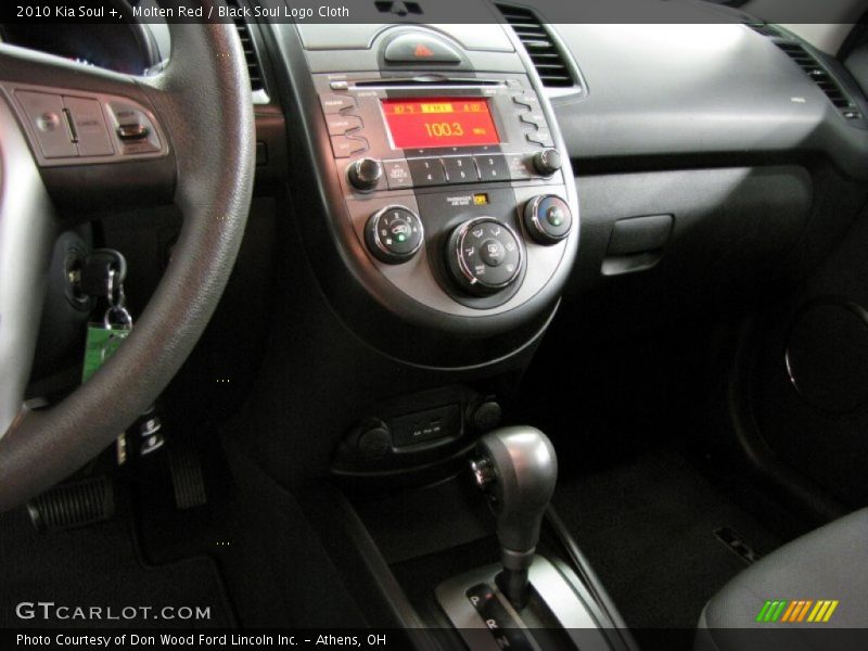 Molten Red / Black Soul Logo Cloth 2010 Kia Soul +