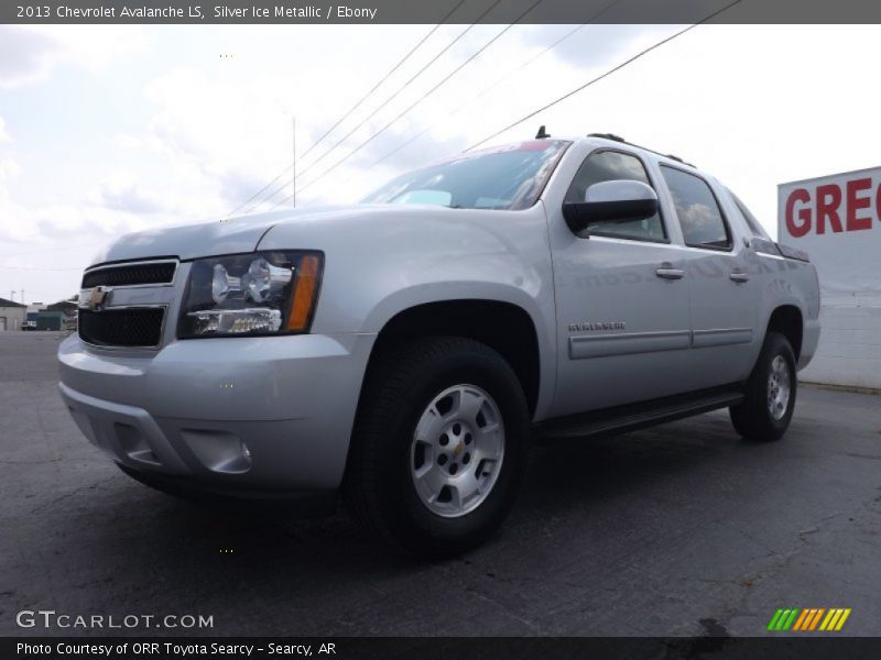 Silver Ice Metallic / Ebony 2013 Chevrolet Avalanche LS