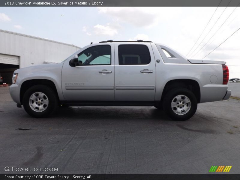 Silver Ice Metallic / Ebony 2013 Chevrolet Avalanche LS