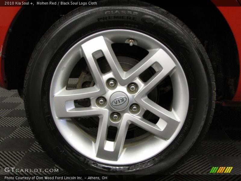 Molten Red / Black Soul Logo Cloth 2010 Kia Soul +