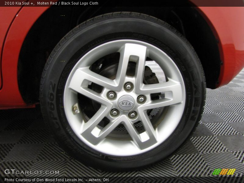 Molten Red / Black Soul Logo Cloth 2010 Kia Soul +