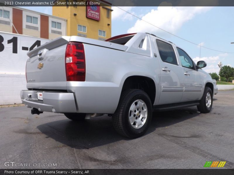 Silver Ice Metallic / Ebony 2013 Chevrolet Avalanche LS