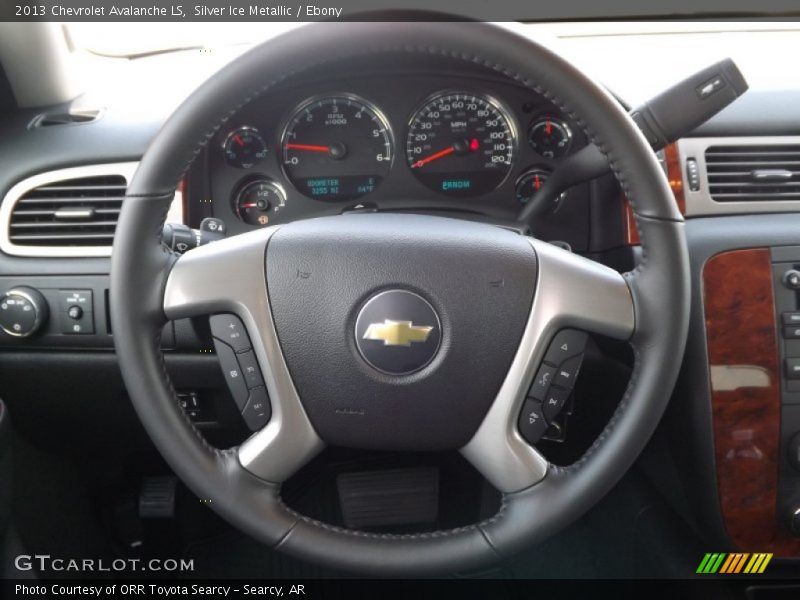 Silver Ice Metallic / Ebony 2013 Chevrolet Avalanche LS