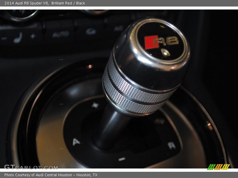  2014 R8 Spyder V8 7 Speed Audi S tronic dual-clutch Automatic Shifter