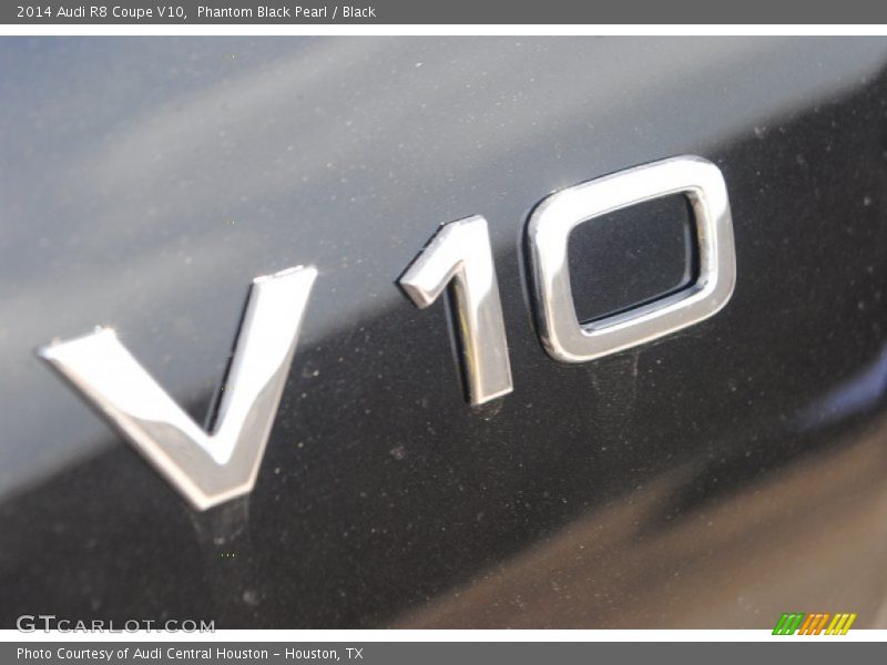 V10 - 2014 Audi R8 Coupe V10