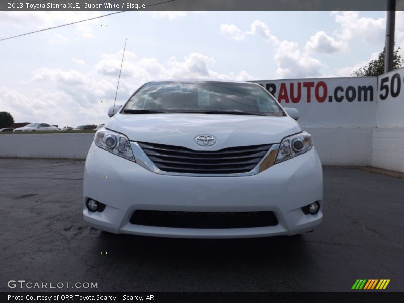 Super White / Bisque 2013 Toyota Sienna XLE