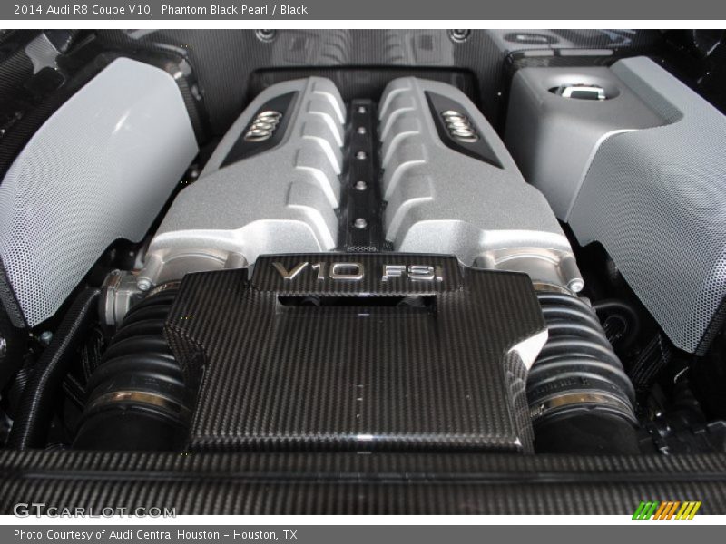  2014 R8 Coupe V10 Engine - 5.2 Liter FSI DOHC 40-Valve VVT V10