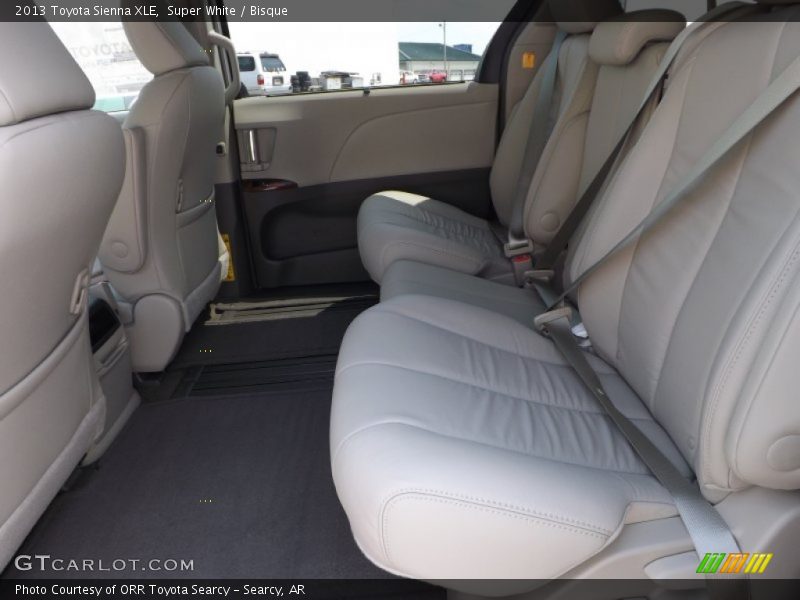 Super White / Bisque 2013 Toyota Sienna XLE