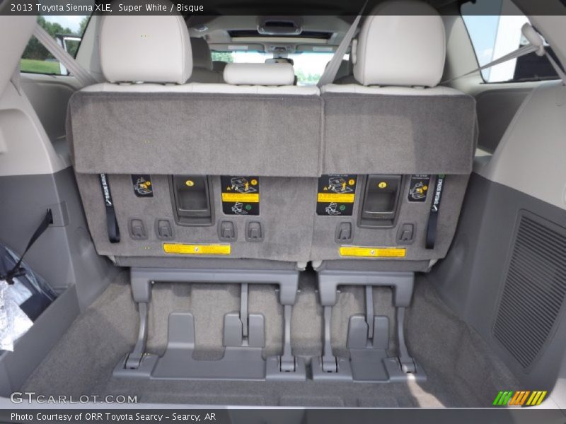 Super White / Bisque 2013 Toyota Sienna XLE