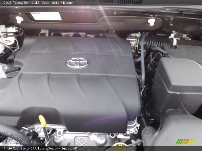 Super White / Bisque 2013 Toyota Sienna XLE